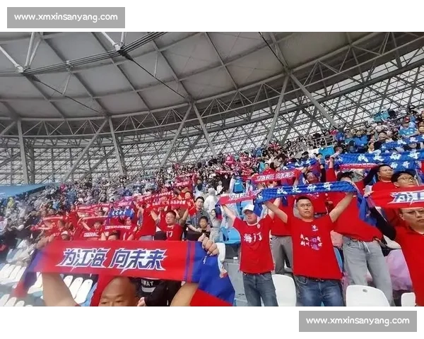 苏超暖心时刻!主队球迷集体高呼 “进一个”,客队球员含泪致谢 苏超暖心时刻!主队球迷集体高呼 “进一个”,客队球员含泪致谢