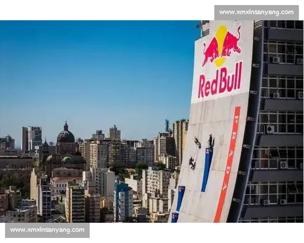 红牛 Wall Ride Showdown 重返威尼斯海滩:滑板传奇与新势力的墙面对决